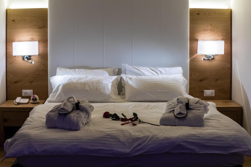Hotel Collini Pinzolo Eksteriør billede